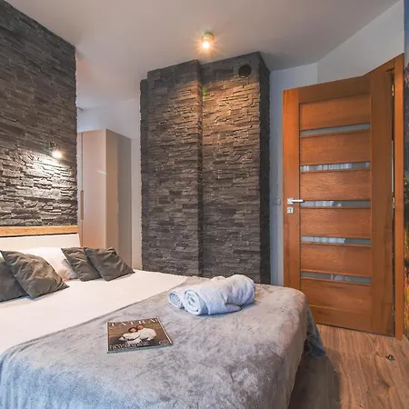 Szara Gora Apartment *